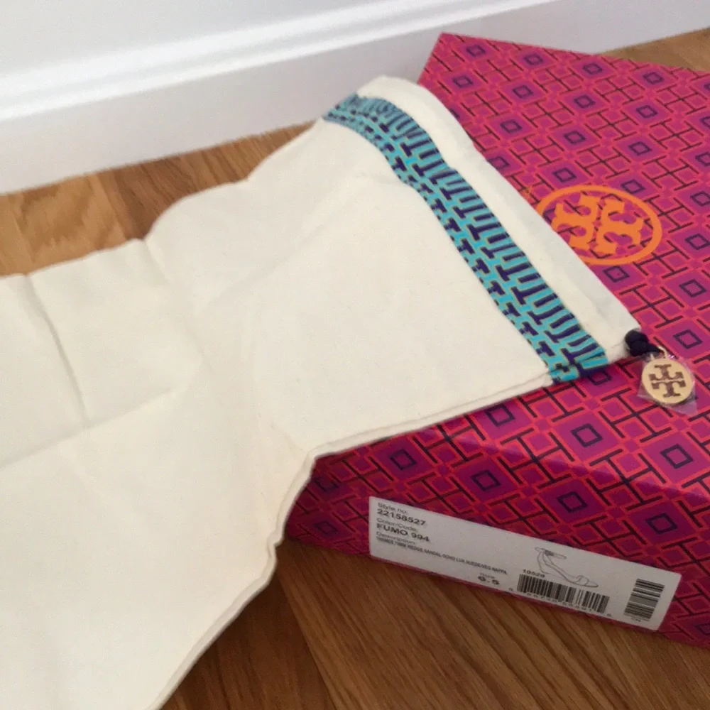 Tory Burch tory burch